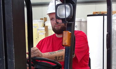 Un collaborateur de la logistique Un collaborateur de la logistique